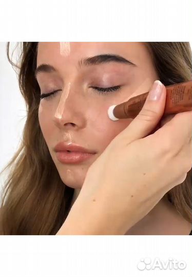 Charlotte Tilbury Кремовый хайлайтер Spotlight