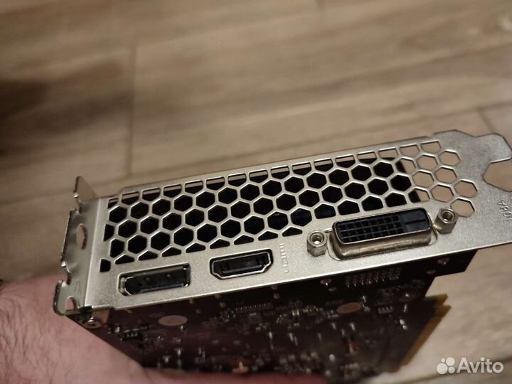 Видеокарта gtx 1050 2gb