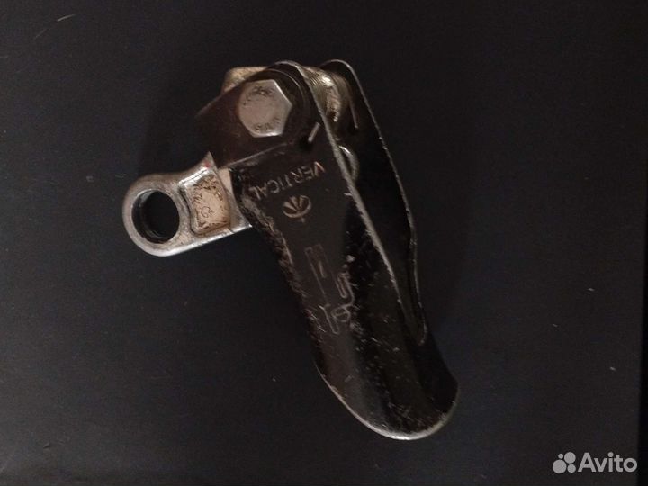 Спусковое устройство