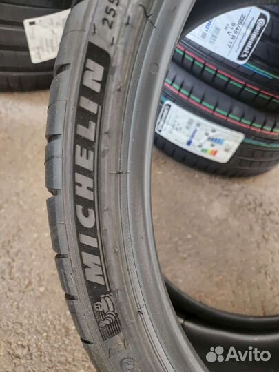 Michelin Pilot Sport 4 S 255/30 R20 92Y