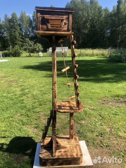 Садовый домик кормушка для белок и птиц