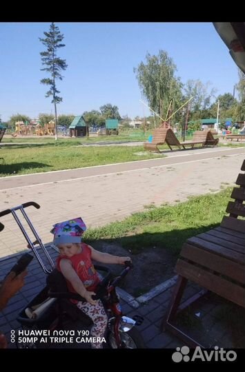 Детский велосипед с ручкой