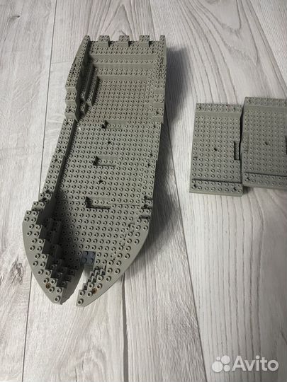 Lego корабль