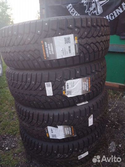 Pirelli Formula Ice 225/65 R17 102T