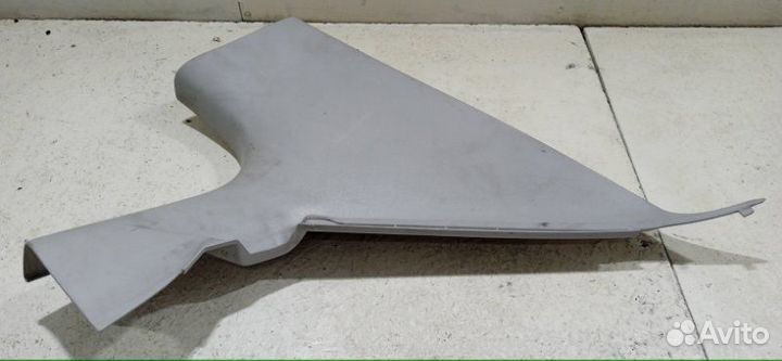 Накладка задней стойки правая Peugeot 407