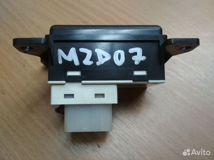 Кнопка регулировки угла фар, Mazda 626 GD