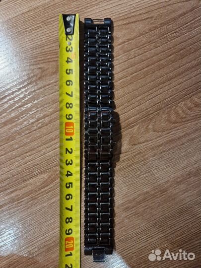 Часы электронные наручные