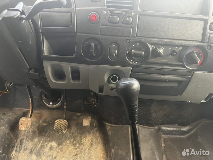 Панель(торпеда ) Газель 2003-2010 года выпуска