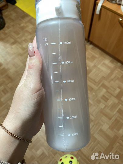 Бутылка для воды спортивная 600мл белая