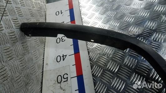 Молдинг крыла переднего правого jeep grand cheroke