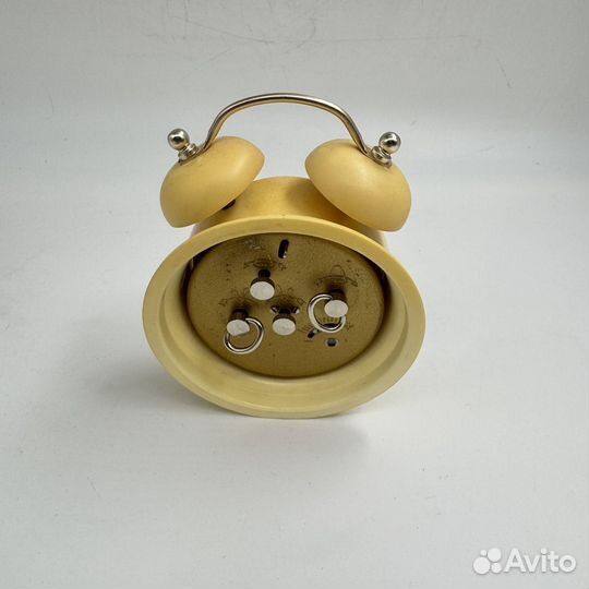 Часы настольные slava 11 камней винтаж СССР