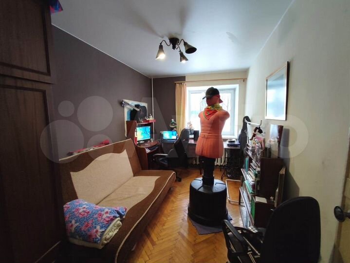 3-к. квартира, 54 м², 1/4 эт.