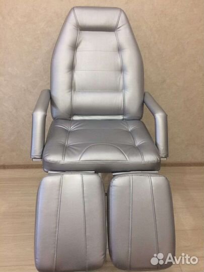 Маникюрное кресло