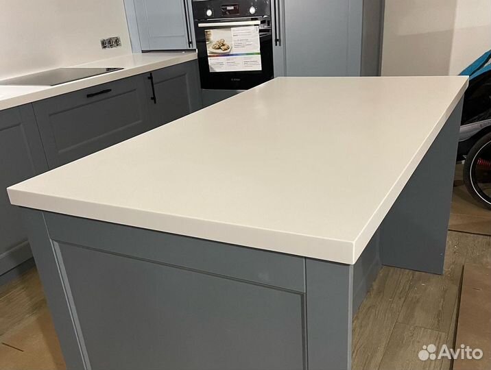 Люксовые столешницы из акрилового камня