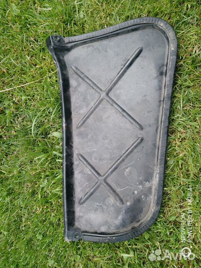 Пыльник двигателя Фольксваген Транспортёр Т5