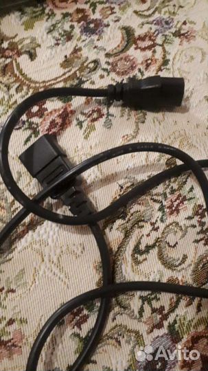 Кабель для компьютера