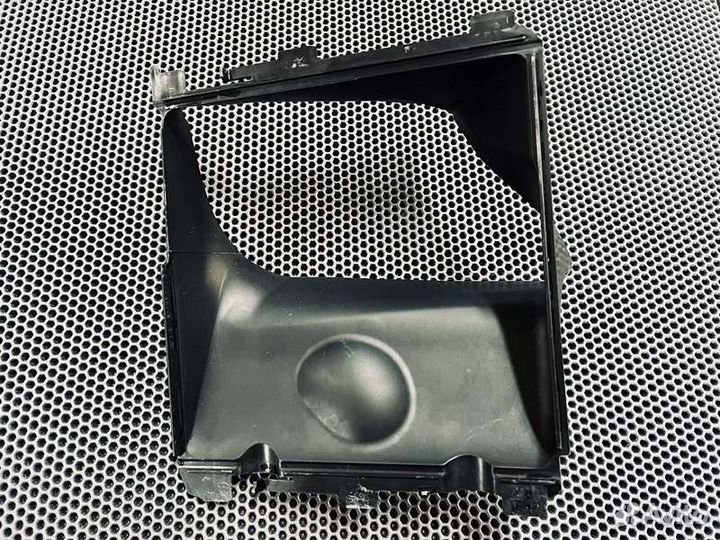 Воздуховод интеркулера Porsche Cayenne передний