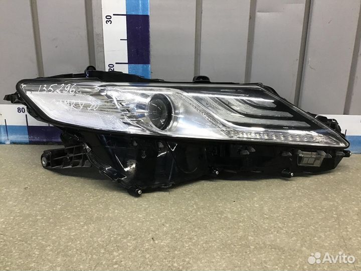 Фара правая Toyota Camry V70 2017