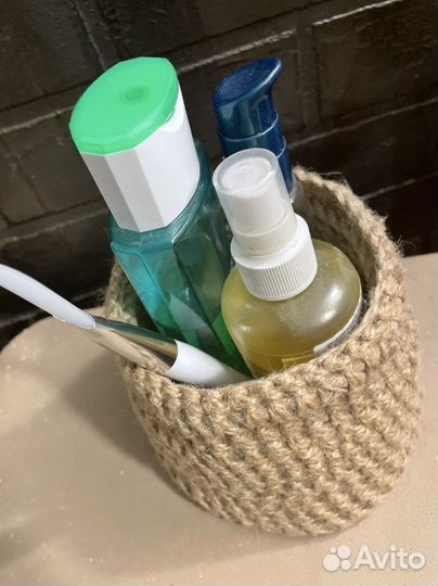 Корзинка для хранения из джута