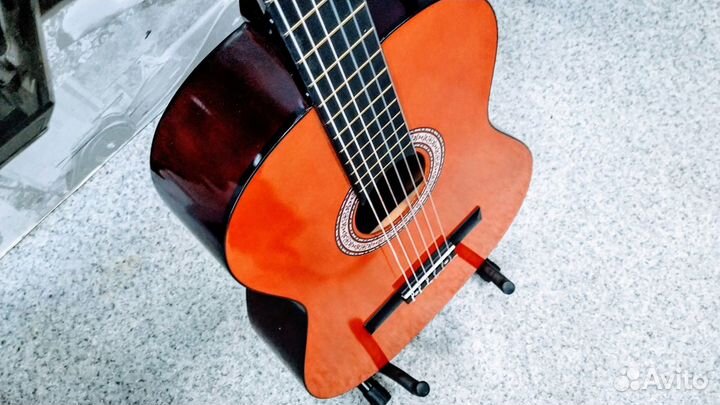 Бюджетные классические гитары