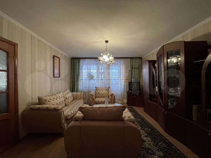 2-к. квартира, 57,1 м², 8/9 эт.