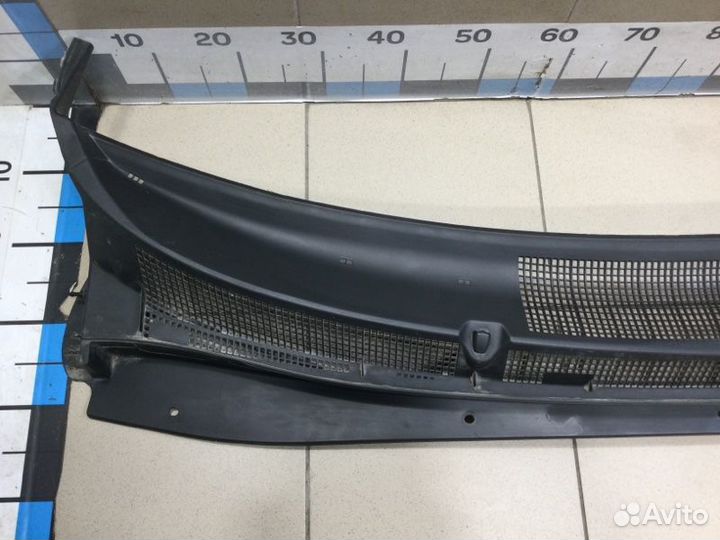 Решетка стеклооч. (планка под лобовое стекло)