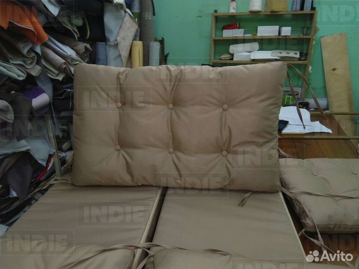 Подушки и матрасы для уличной мебели