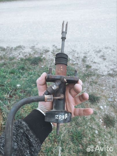 Главный тормозной цилиндрAudi 100