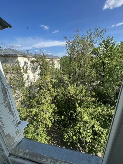 2-к. квартира, 43 м², 5/5 эт.