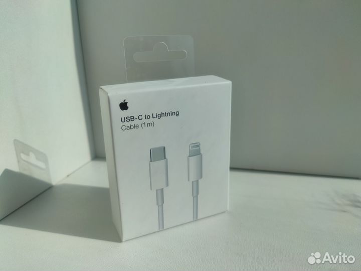 Кабель Apple Lightning - Type-C