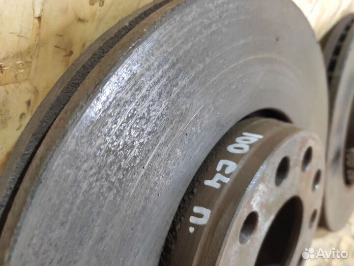 Передние тормозные диски вент Audi 100 C4