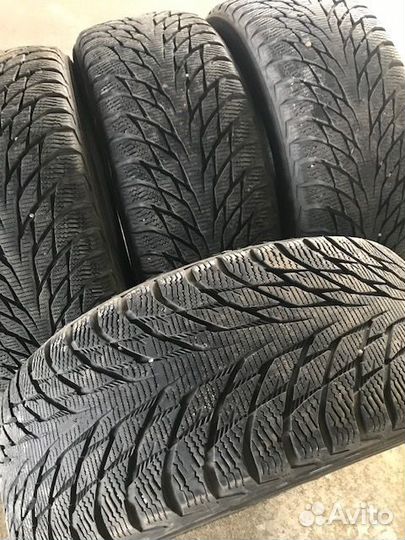 Nokian Tyres Hakkapeliitta R2 215/55 R16