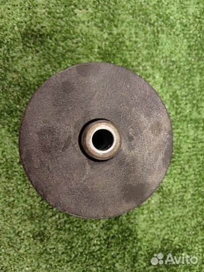 Демпфер правый Bmw F30 N20B20A 2011