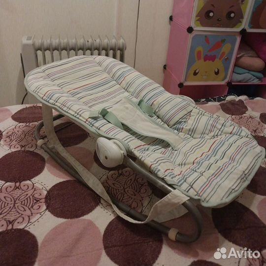 Шезлонг для новорожденных