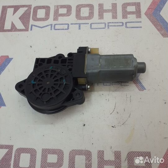 Мотор стеклоподъемника передней правой двери,задне