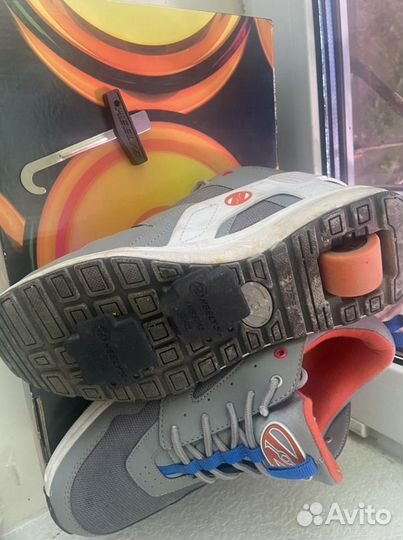 Кроссовки с колесиками