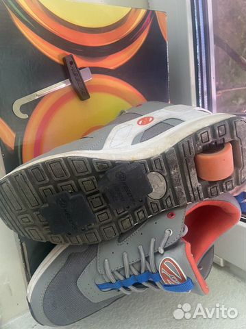 Кроссовки с колесиками