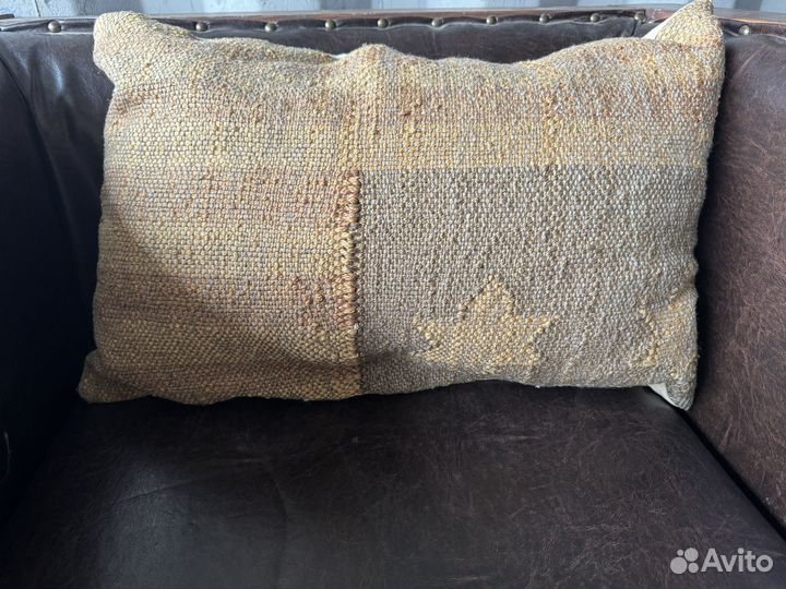 Подушка декоративная