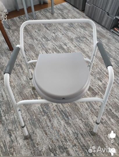 Санитарный стул