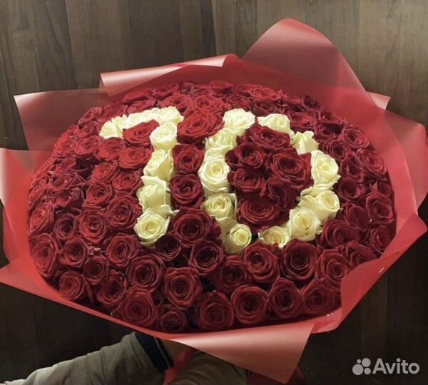 Сердце из роз 101 роза