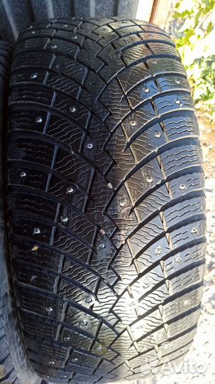 Pirelli Scorpion Ice Zero 2 285/50 R20