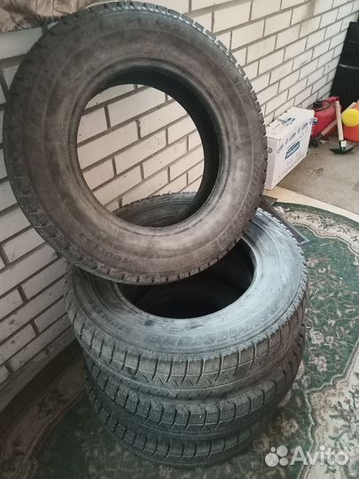 Bridgestone Blizzak Revo GZ 185/70 R14