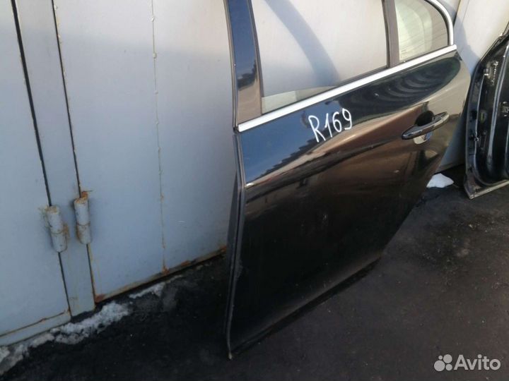 Дверь задняя левая на Volvo S60 2 поколение