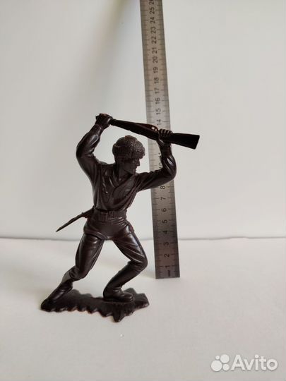 Солдатики СССР больше