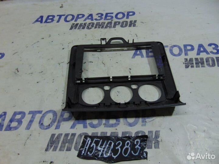 Рамка магнитолы Ford Focus 2 DA 2005-2008