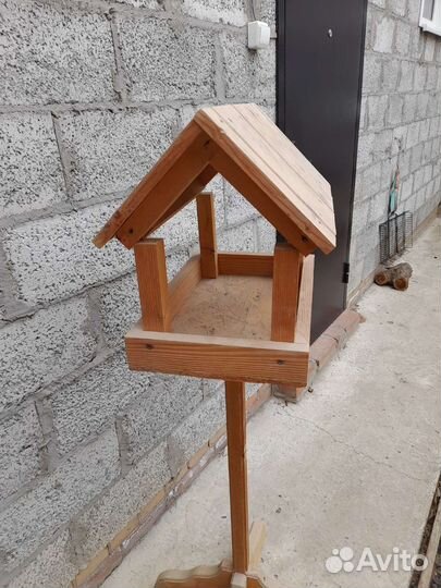 Кормушка для птиц