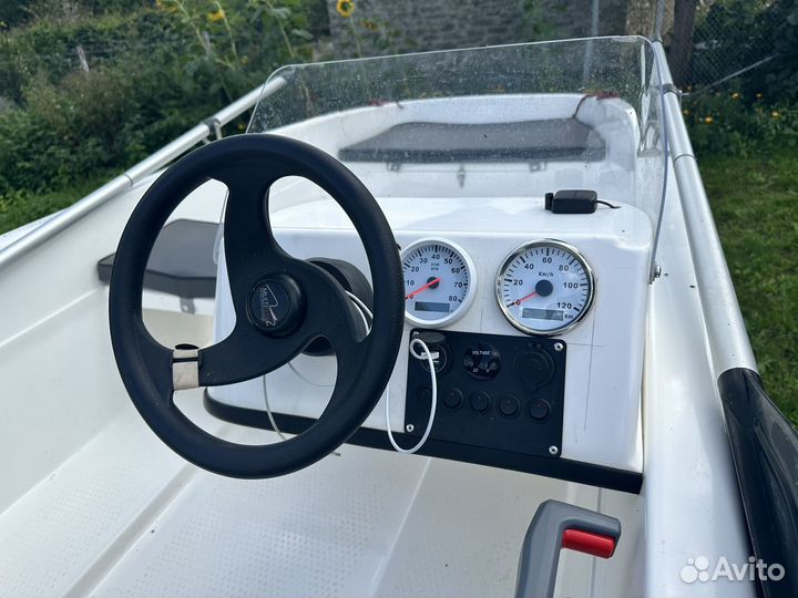 Лодка с мотором кайман 350м