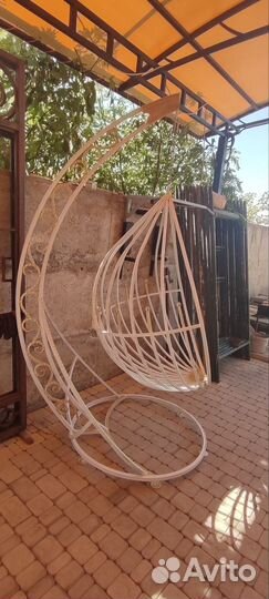 Садовая качеля кокон