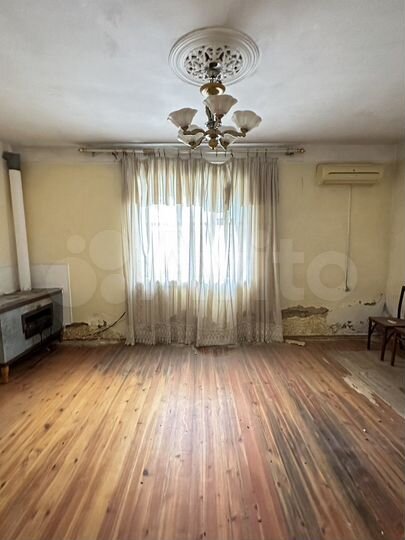 Дом 180 м² на участке 4,5 сот.