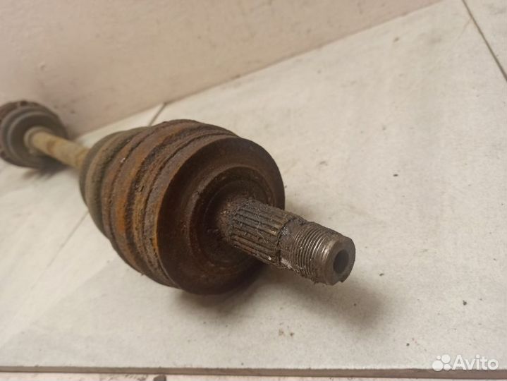 Привод задний Мерседес W124 E